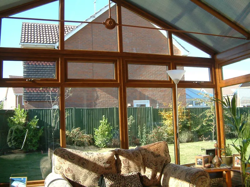Bow Windows Lee